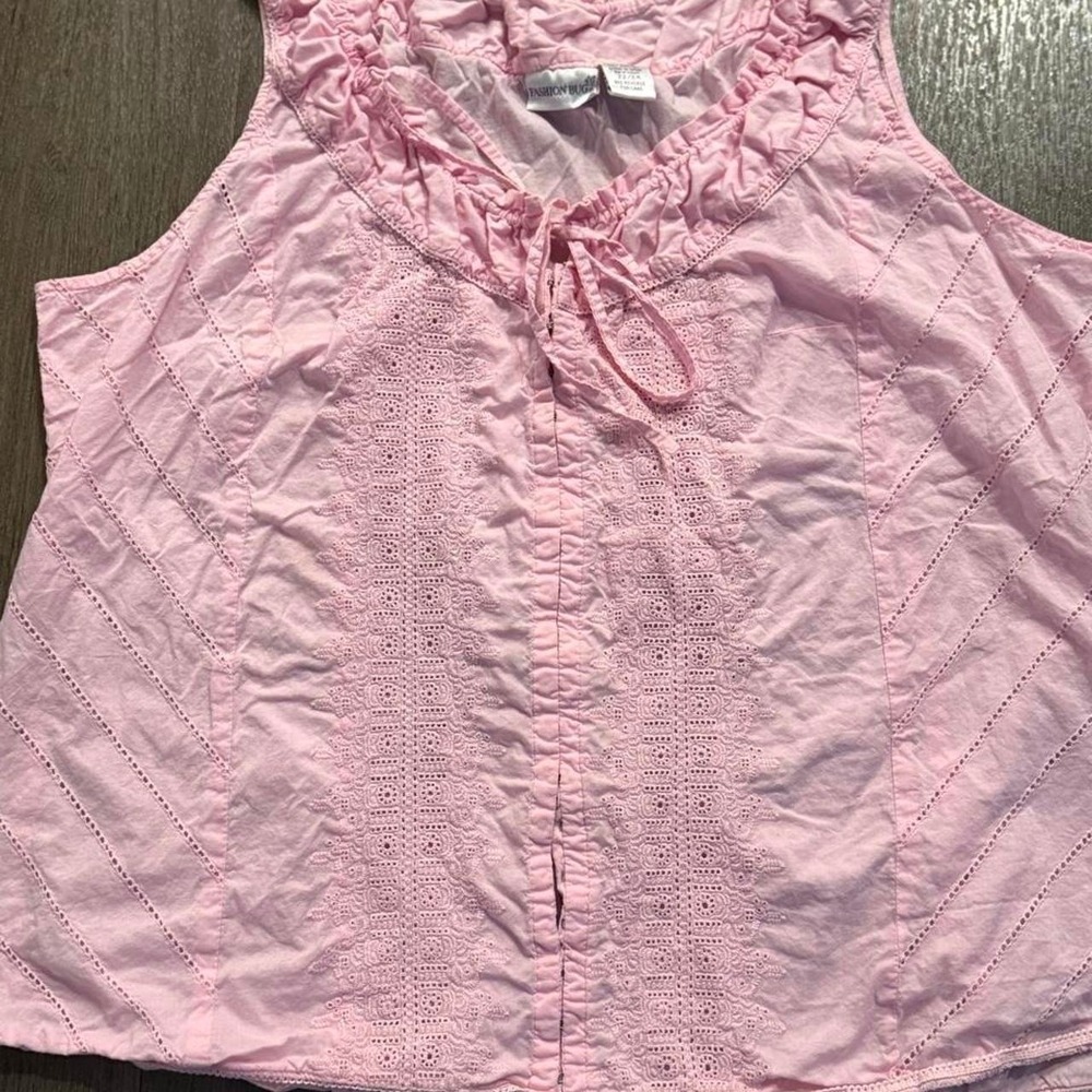 Vintage y2k 2000s Romantic Pink babydoll top with ruffles lace details. Size: xl